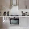 Отель Hof Apts The Heights at Athena Court, фото 4