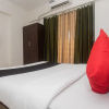 Отель Capital O 23097 Iris Suites, фото 6