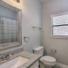 Отель Spacious Houston Home ~ 16 Mi to NRG Stadium!, фото 9