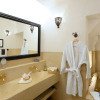 Отель La Petite Douceur - Cosy Riad With 2 Bedrooms and Pool, фото 9