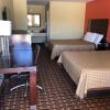 Отель La Grange Executive Inn And Suites, фото 6