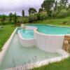 Отель Rustic Villa with Private Pool near Montepulciano, фото 1