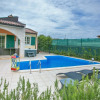 Отель Pets Friendly Holiday House, With Private Pool and Fenced Garden for 6 People, фото 15