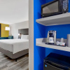 Отель Holiday Inn Express & Suites Kansas City-South Grandview, фото 3