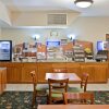 Отель Holiday Inn Express & Suites Burlington, an IHG Hotel, фото 26