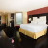 Отель Holiday Inn Express & Suites Ottawa West - Nepean, an IHG Hotel, фото 4