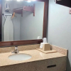 Отель Travelers Inn & Suites Forest City, фото 8