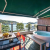 Отель Yeosu Romance Night Sea Pension Resort, фото 1
