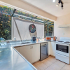 Отель Ponsonby Holiday Home Near The City, фото 3