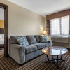 Отель Quality Inn & Suites, фото 3