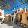 Отель Adorable Holiday Home Located Near the Beach, фото 1