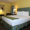 Отель Shining Light Inn & Suites, фото 14