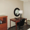 Отель Clarion Inn & Suites - University Area, фото 5