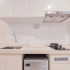 Отель Cozy Living And Comfy Studio Sky House Bsd Apartment, фото 4