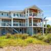 Отель Hat Trick 4 Bedroom Holiday Home By Bald Head Island в Болд-Хед-Айленде