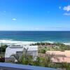 Отель 10 Mona Vista Crt Coolum Beach VIEWS WiFi Pet Friendly, фото 16