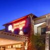 Отель Best Western Plus Finger Lakes Inn & Suites в МакГро