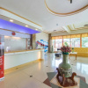 Отель RedDoorz @ Kilometer 1 Roxas City, фото 24