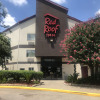 Отель Red Roof Inn Houston - Brookhollow, фото 1