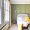 Отель Luxuriously Designed 3 Bedroom Apartment in Clapham, фото 9