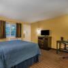 Отель Quality Inn at Quechee Gorge, фото 18