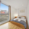 Отель 2 Bed Executive Apartment Near Camden Market with WiFi, фото 3