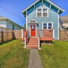 Отель Sunny & Central Everett Home < 1 Mile to Dtwn! в Эверетте