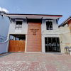 Отель Super OYO Capital O 90497 Navaya Guest House, фото 1