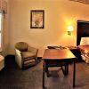 Отель Mid City Inn and Suites, фото 2