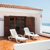 Отель Home2Book Amazing Sea Front House Caleta de Fuste, фото 1