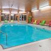 Отель Stony Plain Inn and Suites, фото 12