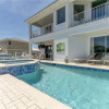 Отель Beachglass 5 Bedrooms Sleeps 10 Private Pool Cinnamon Beach Club House, фото 16