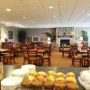 Отель Pomeroy Inn & Suites Hotel Dawson Creek, фото 21