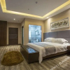 Отель Jane Eyre Business Hotel, фото 1
