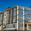 Отель Caesar's Luxury Hotel	, фото 1