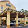 Отель Comfort Inn & Suites Orlando North в Сэнфорде