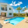 Отель Villa Iliada Large Private Pool Walk to Beach A C Wifi Car Not Required - 2143, фото 17