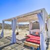 Отель Chic Morongo Valley Home: Mtn Views & Pergola, фото 12