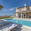 Отель Stylish Villa With Pool and Fenced Garden,ideal for Relaxing Family Holidays, фото 26