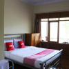 Отель OYO 1722 Villa Ciparay Indah, фото 30