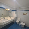 Отель Seaside Escape - 3 Bedroom Apartment Sleeps 6, фото 10