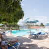 Отель Sky View Beach Studio - Montego Bay Club, фото 12