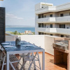 Отель WOW Flat 200m Beach, 10min Downtown, Terrace With Sea View, фото 9