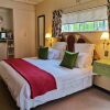 Отель Wild Olive Cottage for 2 People in Wonderful Garden в Малдерсдрифт