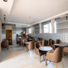 Отель Blooming Suites, фото 10