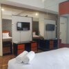 Отель Vibrant And Luxurious 2Br Apartment At Trillium Residence Surabaya, фото 2
