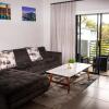 Отель “Pop Inn” modern apartment in heart of Bryanston, фото 3
