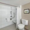 Отель Hilton Vancouver Metrotown, фото 13