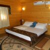 Отель Pelomar Resort в Анджуне