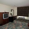 Отель Western Inn & Suites Hampton, фото 1
